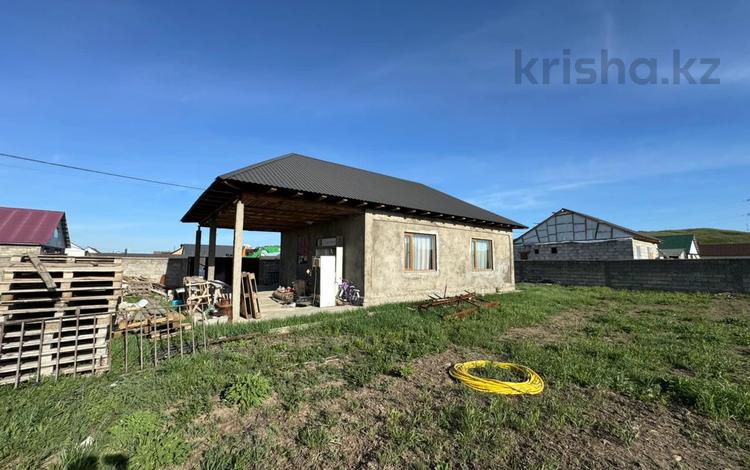 Отдельный дом · 3 комнаты · 80 м² · 10 сот., Акниет 7 за 20 млн 〒 в Усть-Каменогорске, Меновное — фото 2