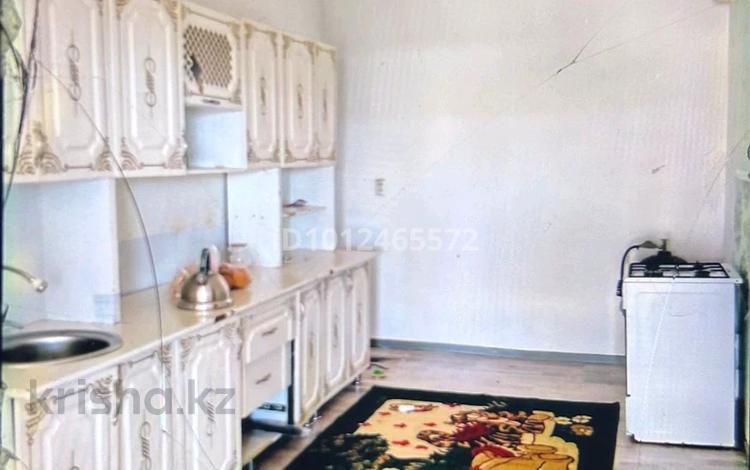 Часть дома · 4 комнаты · 99 м² · 3 сот., А.борықпаева 29 — Арыс 2 вагзалдың тубінде за 8 млн ₸ в Арыси — фото 2