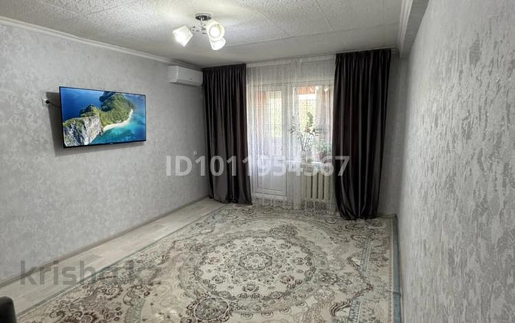 3-комнатная квартира · 62 м² · 4/5 этаж, проспект Республики 74 — Пересечение Республики - Молдагуловой за 25 млн ₸ в Астане, Сарыарка р-н — фото 2