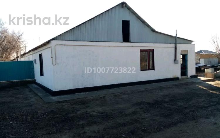 Часть дома · 3 комнаты · 51 м² · 10 сот., Посёлок Есет батыр ( Максим Горький) за 4 млн ₸ в Алге — фото 2