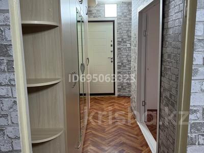 3-комнатная квартира, 65 м², 4/9 этаж, мкр Строитель 34 — Алтындар за 25 млн 〒 в Уральске, мкр Строитель