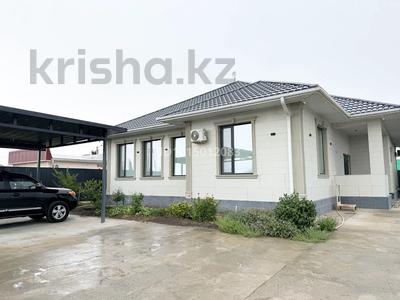 Отдельный дом · 5 комнат · 230 м² · 9 сот., мкр Самал, Акжан Машанова 46 А за 69 млн ₸ в Атырау