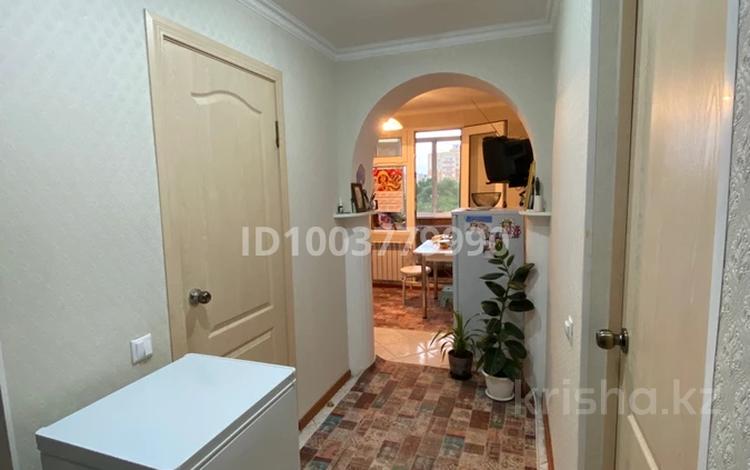 1-комнатная квартира · 34.4 м² · 5/5 этаж, мкр 8 47/1 — Алия Молдагулова 47/1 за 14 млн 〒 в Актобе — фото 2