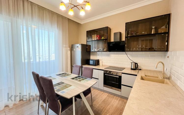 3-бөлмелі пәтер · 90 м² · 17/18 қабат, Розыбакиева 320, бағасы: 45 000 ₸ в Алматы, Бостандыкский р-н — фото 92