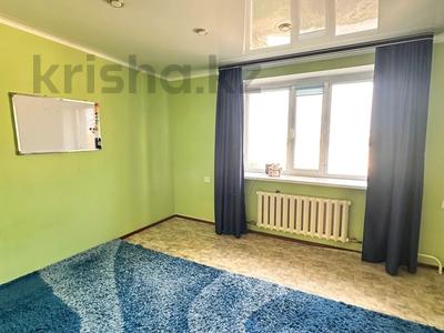 Продажа домов и дачи в Павлодарской обл.: Отдельный дом · 4 комнаты · 200 м² · 10 сот., Бухар Жырау 69а за 62 млн 〒 Отдельный дом · 4 комнаты · 200 м² · 10 сот., Бухар Жырау 69а за 62 млн 〒 в Экибастузе
