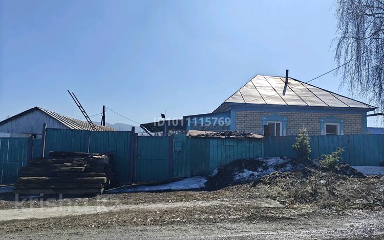 Отдельный дом · 3 комнаты · 44.6 м² · 9 сот., Красный Спорт 57 за 4.3 млн ₸ в Алтае — фото 2