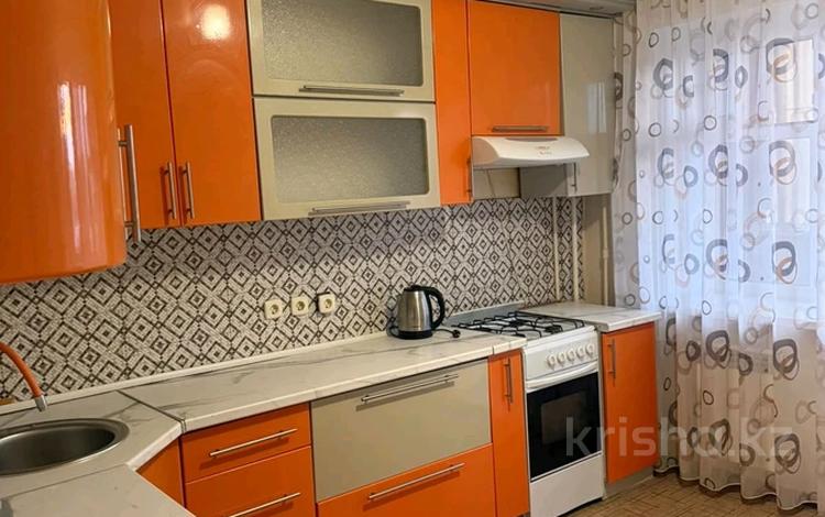 1-комнатная квартира · 50 м² · 3/5 этаж, Валиханова 48 за 160 000 ₸ в Петропавловске — фото 2