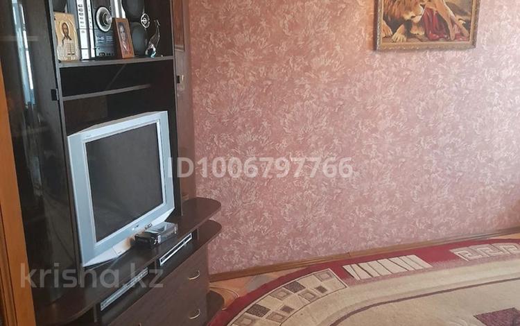 3-бөлмелі пәтер · 63 м² · 4/5 қабат, Ватутина 53 — Садик сауле, бағасы: 21 млн ₸ в Уральске — фото 6