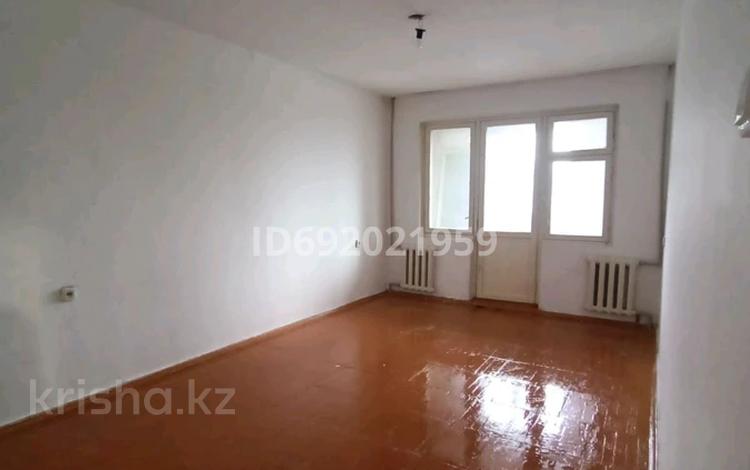 2-бөлмелі пәтер · 56 м² · 4/5 қабат, 16-й микрорайон, 16-й микрорайон 22 — Возле коктем,сш.39, бағасы: 120 000 ₸ в Шымкенте, Аль-Фарабийский р-н — фото 2