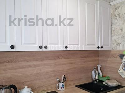 2-комнатная квартира · 46.6 м² · 5/5 этаж, Бурова 24 В — Магазин сигнал,Народный банк.Остановка Дао. за 16.5 млн ₸ в Усть-Каменогорске, Ульбинский