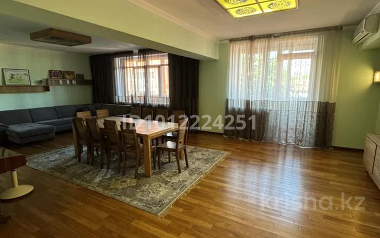 5-комнатная квартира · 237 м² · 2/5 этаж, мкр Самал-2 за 1.4 млн ₸ в Алматы, Медеуский р-н — фото 2