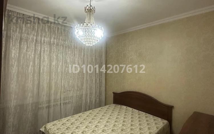 3-комнатная квартира · 70 м² · 1/9 этаж, мкр Жетысу-1 36 за 400 000 ₸ в Алматы, Ауэзовский р-н — фото 2