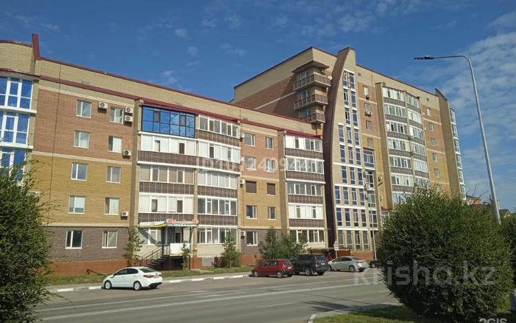 3-бөлмелі пәтер · 106.2 м² · 2/5 қабат, ул.Генерала Арыстанбекова 6, бағасы: ~ 38.8 млн ₸ в Костанае — фото 2