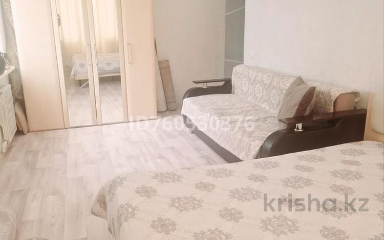 2-комнатная квартира · 47 м² · 5/5 этаж, Ермекова 21 — Бухар Жырау и Ермекова за 170 000 〒 в Караганде, Казыбек би р-н — фото 2