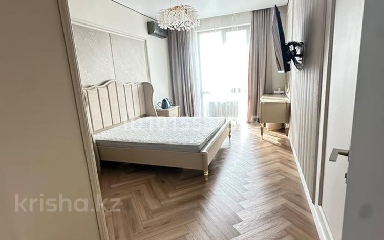 3-комнатная квартира · 101 м² · 4/5 этаж, Д.Конаева 17 за 500 000 ₸ — фото 5
