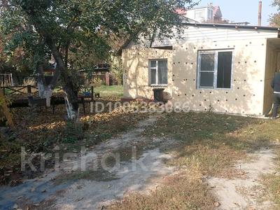 Отдельный дом · 2 комнаты · 70 м² · 7 сот., мкр Тастыбулак, Аксайская 287 за 33 млн 〒 в Алматы, Наурызбайский р-н