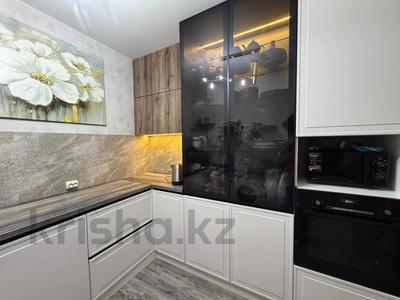 4-бөлмелі пәтер · 88 м² · 5/5 қабат, 7-й мкр. 12, бағасы: 28 млн ₸ в Актау, 18-й мкр 