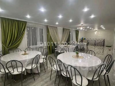 Дом · 3 комнаты · 140 м², Короленко 305 за 75 000 ₸ в Павлодаре