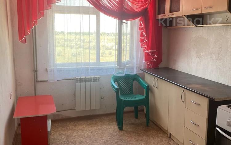 1-комнатная квартира · 50 м² · 4/5 этаж, Байтерек 13 27 за 12 млн ₸ в Таразе — фото 2