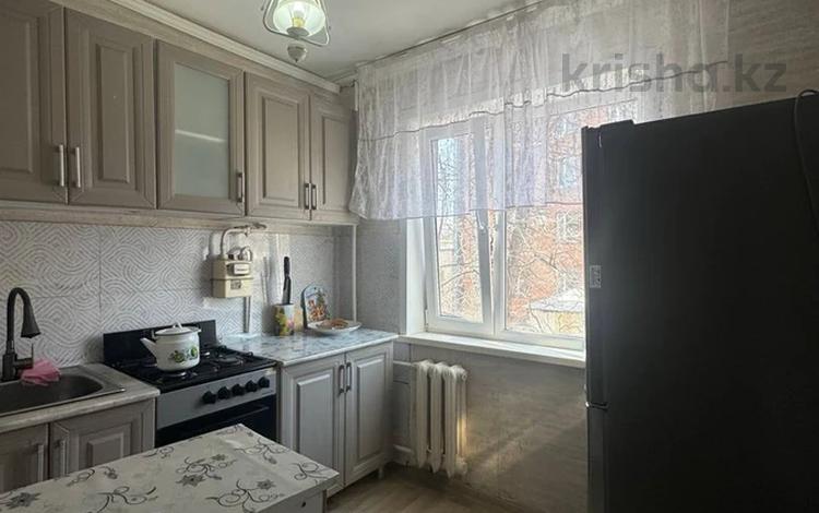 2-комнатная квартира · 45 м² · 3/5 этаж, мкр Новый Город, Абдирова 30/2 за 140 000 ₸ в Караганде, Казыбек би р-н — фото 2