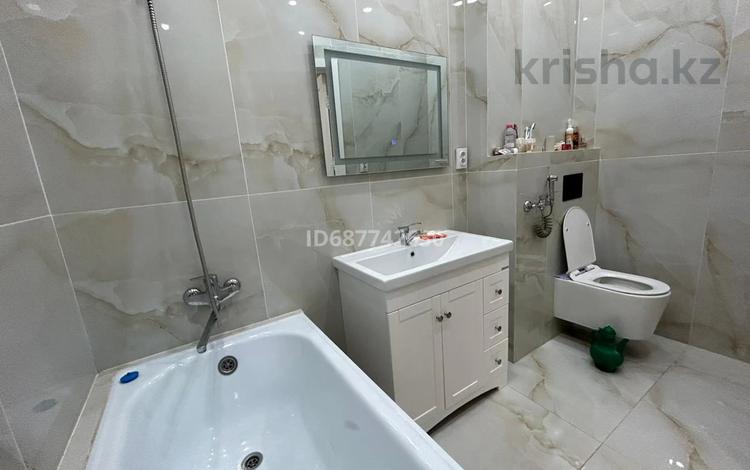 4-бөлмелі пәтер · 129 м², мкр Кунгей , Учетный квартал 143 330/1 — Гостиница lacassa, бағасы: 60 млн ₸ в Караганде, Казыбек би р-н — фото 2