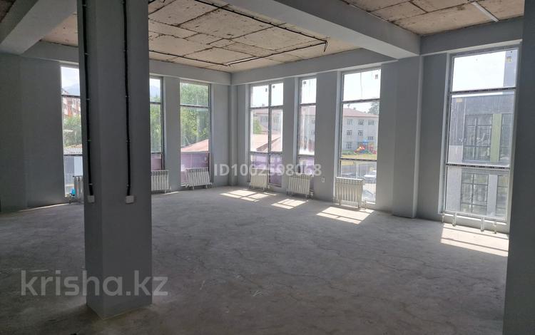 Свободное назначение · 180 м² за 950 000 ₸ в Алматы, Наурызбайский р-н — фото 2