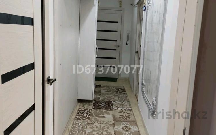 3-комнатная квартира, 63 м², 4/5 этаж, Рашидова 27 за 25 млн 〒 в Шымкенте, Аль-Фарабийский р-н — фото 2