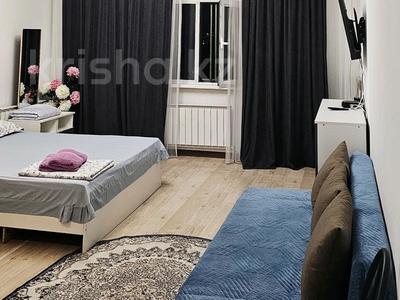1-комнатная квартира · 45 м² · 15/15 этаж, Достык 42 — Рядом с гостиницей Казахстан за 20 000 〒 в Алматы, Медеуский р-н