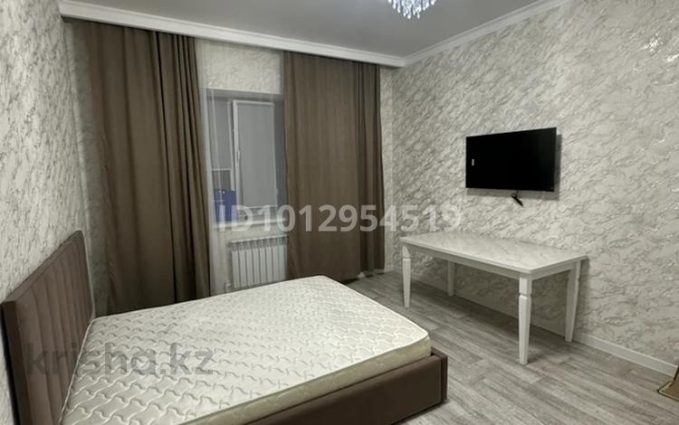 1-бөлмелі пәтер · 55 м² · 3/5 қабат, мкр. Алтын орда, мкр. Батыс 2 46, бағасы: 19 млн ₸ в Актобе — фото 2