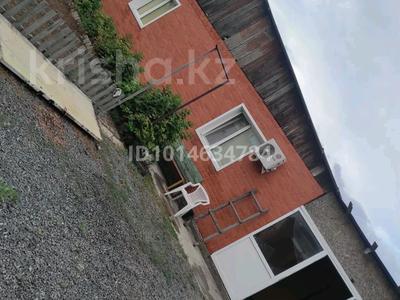 Жеке үй · 4 бөлме · 120 м² · 7 жүзд., Казахстанская 5 — Автомойка Радуга, бағасы: 35 млн ₸ в Экибастузе