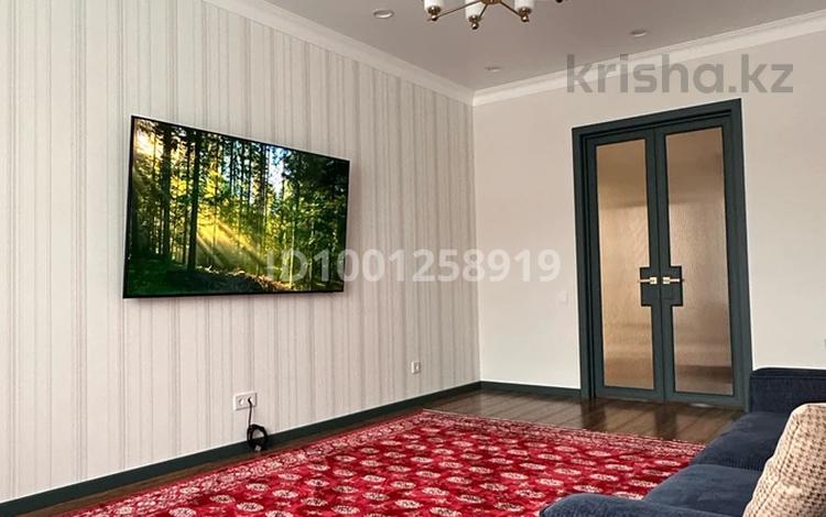 3-комнатная квартира · 105 м² · 3/7 этаж, мкр. Алтын орда 51В — Кофейни Saf и Cha за 71 млн ₸ в Актобе — фото 2
