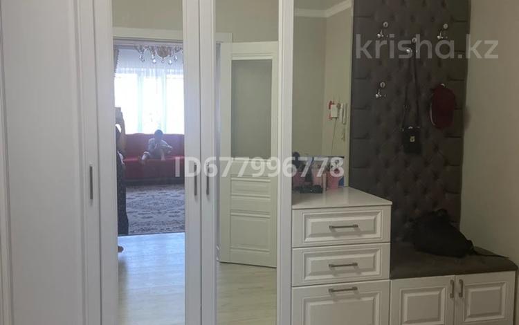 3-бөлмелі пәтер · 93 м² · 9/10 қабат, мкр. Алтын орда, Алтын орда 13б, бағасы: 38 млн ₸ в Актобе — фото 2