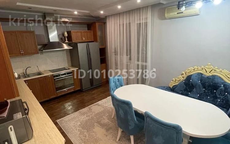 2-комнатная квартира · 78 м² · 14/25 этаж, Абиша Кекилбайулы 270 за 450 000 ₸ в Алматы, Бостандыкский р-н — фото 2
