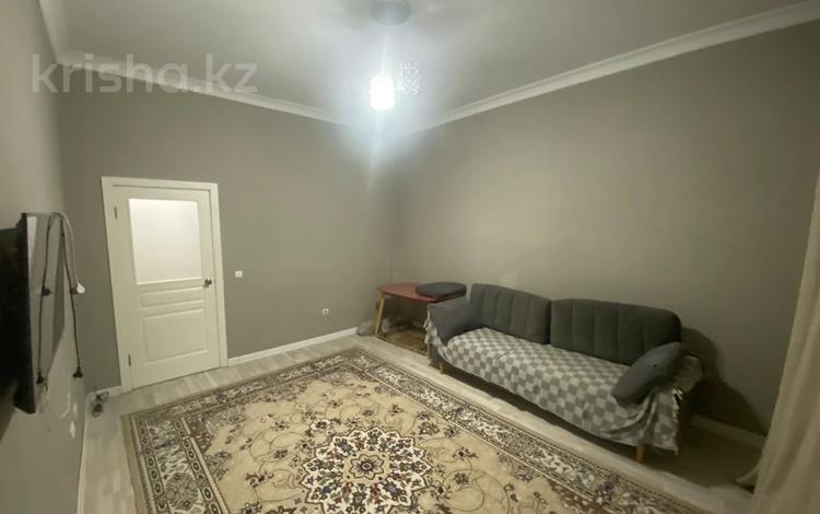 2-комнатная квартира · 63 м² · 1/9 этаж, мкр Аккент 32 за 250 000 ₸ в Алматы, Алатауский р-н — фото 2