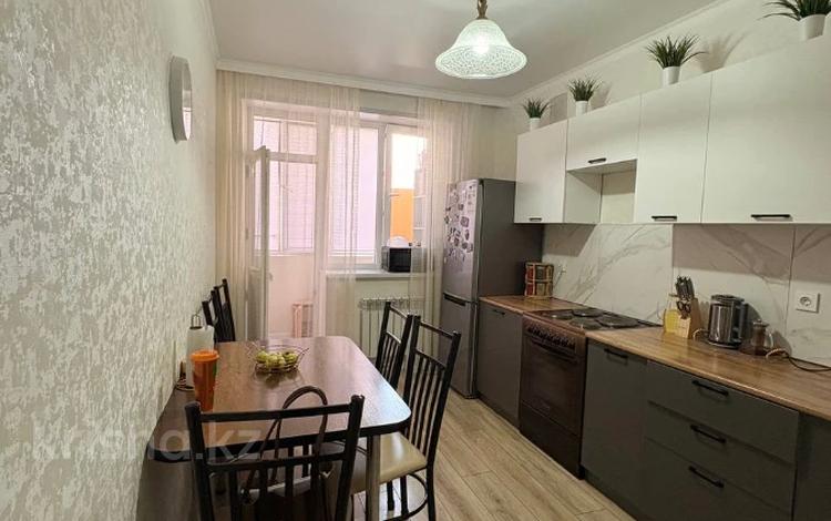 3-комнатная квартира · 78 м² · 3/9 этаж, Жумекен Нажимеденов 17 за 37 млн ₸ в Астане, Сарайшык р-н — фото 2
