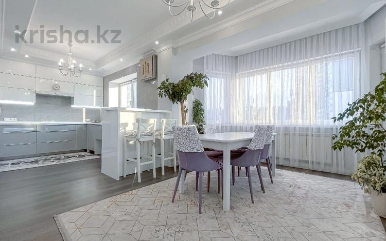 4-комнатная квартира · 240 м² · 7/8 этаж, мкр Самал-2 — Тех этаж в подарок/Есть камин за 270 млн ₸ в Алматы, Медеуский р-н — фото 20
