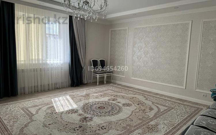 4-бөлмелі пәтер · 149 м² · 4/5 қабат, мкр. Алтын орда, Мустафы Шокая — Мустафа шокай, бағасы: 65 млн ₸ в Актобе — фото 2