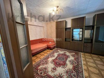 1-комнатная квартира, 33 м², 2/5 этаж помесячно, Жумалиева 76 за 200 000 〒 в Алматы, Алмалинский р-н