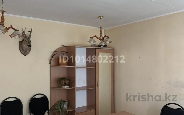 Офисы, образование, кабинеты и рабочие места · 30 м² за 60 000 ₸ в Павлодаре — фото 2