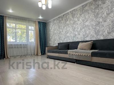 3-комнатная квартира · 64 м² · 5/5 этаж, Майкудук, 18й микрорайон — Ул.Бабушкина за 15 млн 〒 в Караганде, Алихана Бокейханова р-н