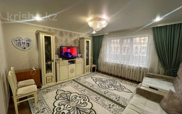 2-бөлмелі пәтер · 53 м² · 1/10 қабат, Синицына 13а, бағасы: 20.9 млн ₸ в Семее — фото 2