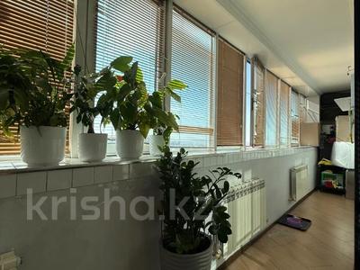 3-комнатная квартира · 124.7 м² · 11/14 этаж, Торайгырова 25 за 77 млн ₸ в Алматы, Бостандыкский р-н