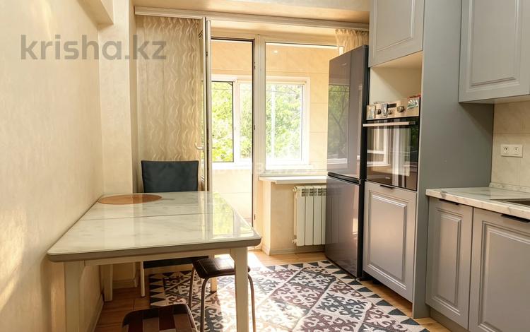 3-бөлмелі пәтер · 70 м² · 2/9 қабат, Ақсай-1А ш/а., Мкр Аксай-1 — Толе би Саина, бағасы: ~ 48.6 млн ₸ в Алматы, Ауэзовский р-н — фото 4