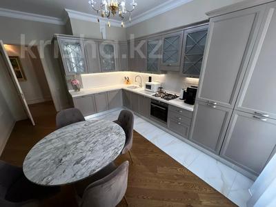 5-комнатная квартира · 200 м² · 2/3 этаж, Мкр. Дарын 55 за 2.3 млн 〒 в Алматы, Бостандыкский р-н