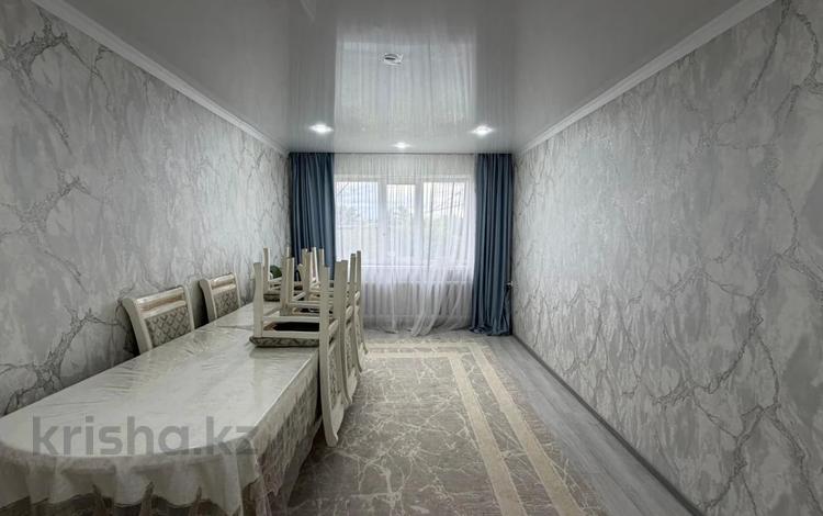 3-бөлмелі пәтер · 61.2 м² · 5/5 қабат, ул. Абая, бағасы: 12.5 млн ₸ в Темиртау — фото 2