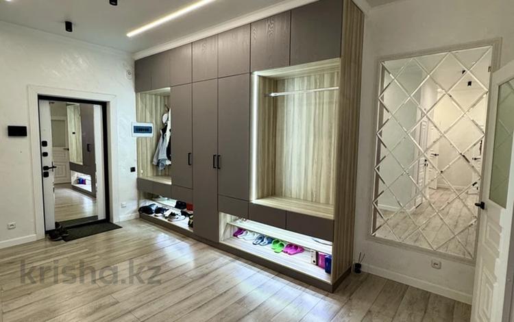 4-комнатная квартира · 119 м² · 4/17 этаж, мкр Юго-Восток, Мкр Юго-Восток, улица Камали Дюсембекова 83/2 за 55 млн 〒 в Караганде, Казыбек би р-н — фото 18