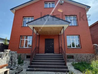Отдельный дом · 10 комнат · 575.7 м² · 7 сот., мкр Юго-Восток, Муканова за 114 млн 〒 в Караганде, Казыбек би р-н
