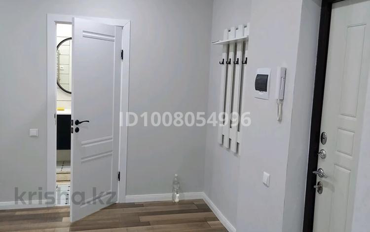 1-комнатная квартира · 52 м² · 9/9 этаж, касымханова 10 1 — абая - павлова за 32.5 млн 〒 в Костанае — фото 2