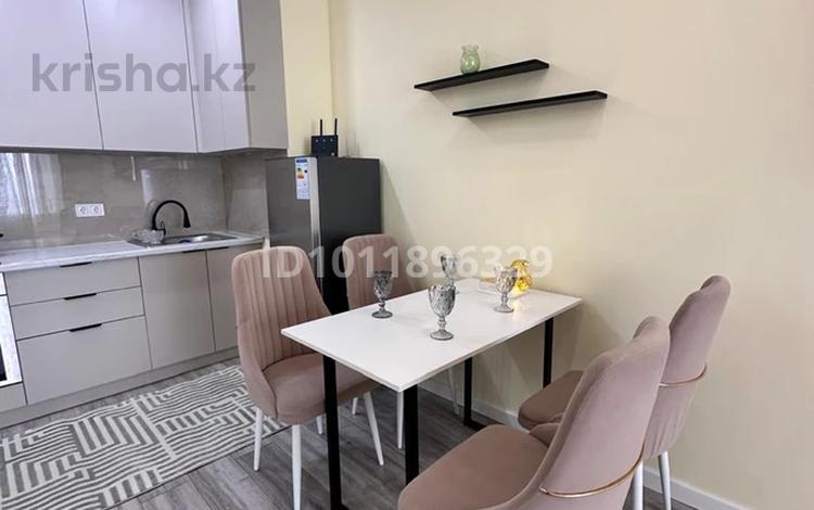 2-комнатная квартира · 42 м² · 6/6 этаж, Халиуллина 196/17 за 280 000 ₸ в Алматы, Медеуский р-н — фото 2