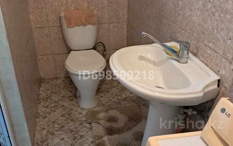 2-бөлмелі пәтер · 30 м² · 1/1 қабат, мкр Самал-1, САМАЛ ЕГЕМЕН ЕЛ 118, бағасы: 100 000 ₸ в Шымкенте, Абайский р-н — фото 3